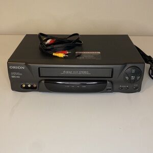 Orion 4-Head Hi-Fi Stereo VCR - Black. It works see video.